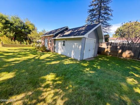 145 Fabian Drive Schenectady NY 12306