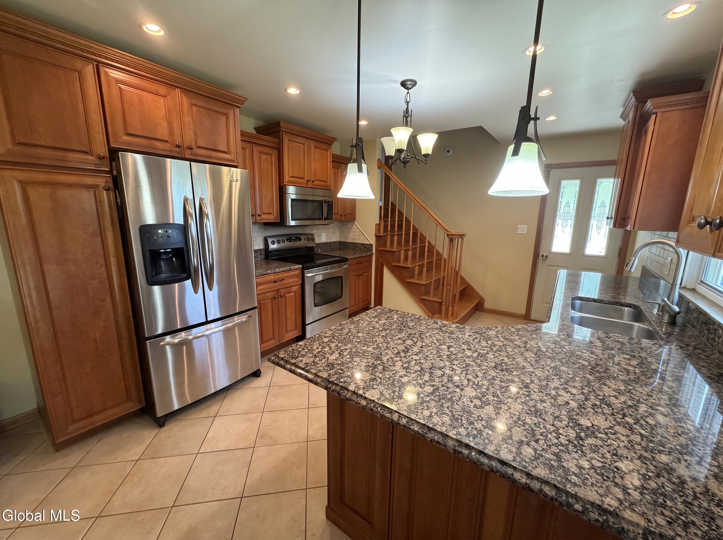145 Fabian Drive Schenectady NY 12306