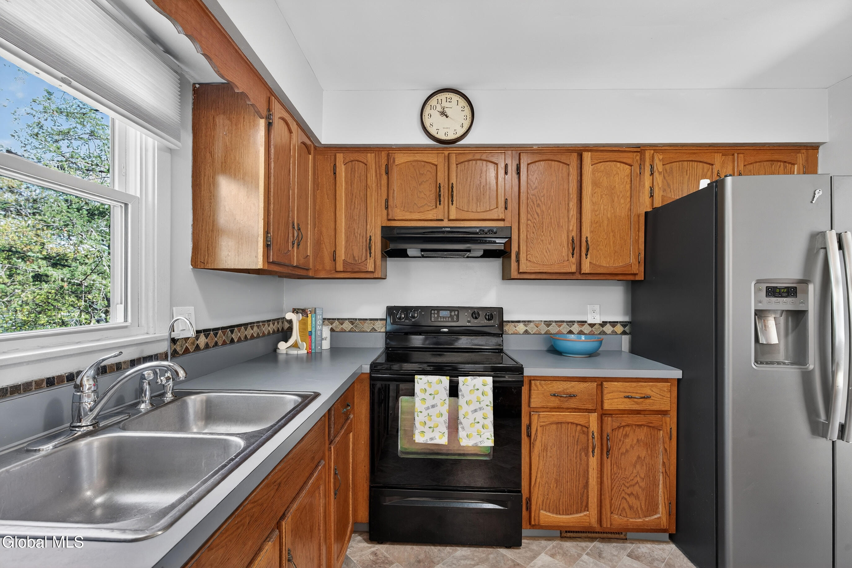 8 Daniel Street Rensselaer NY 12144