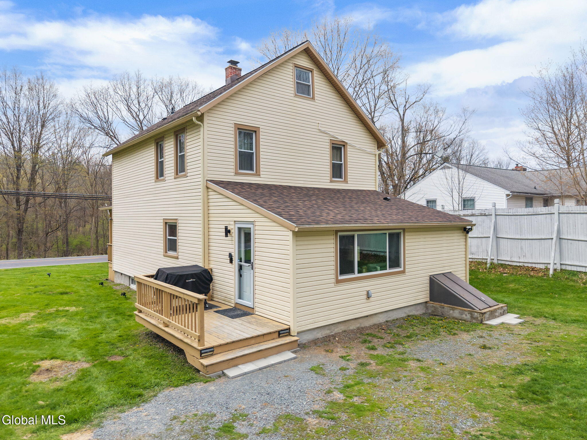 93 Chatham Street Nassau NY 12123