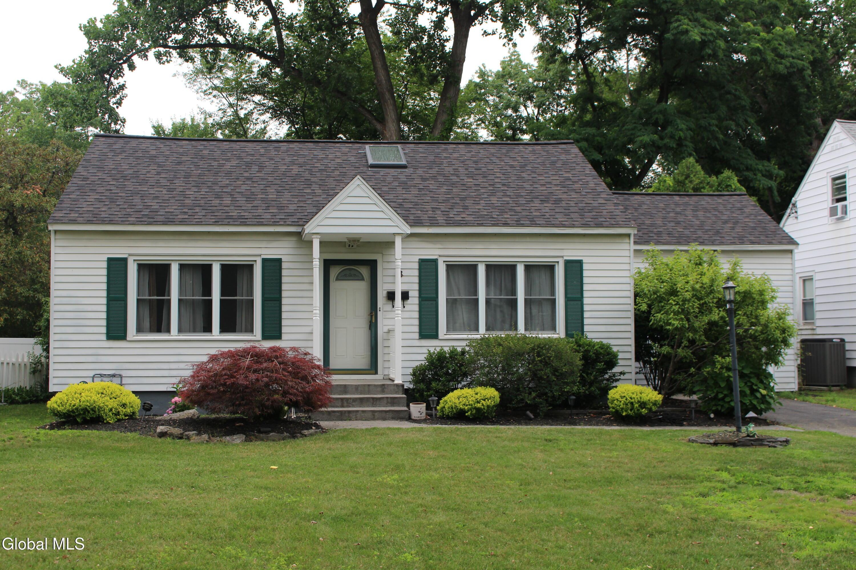 17 Warren St Street Albany NY 12203