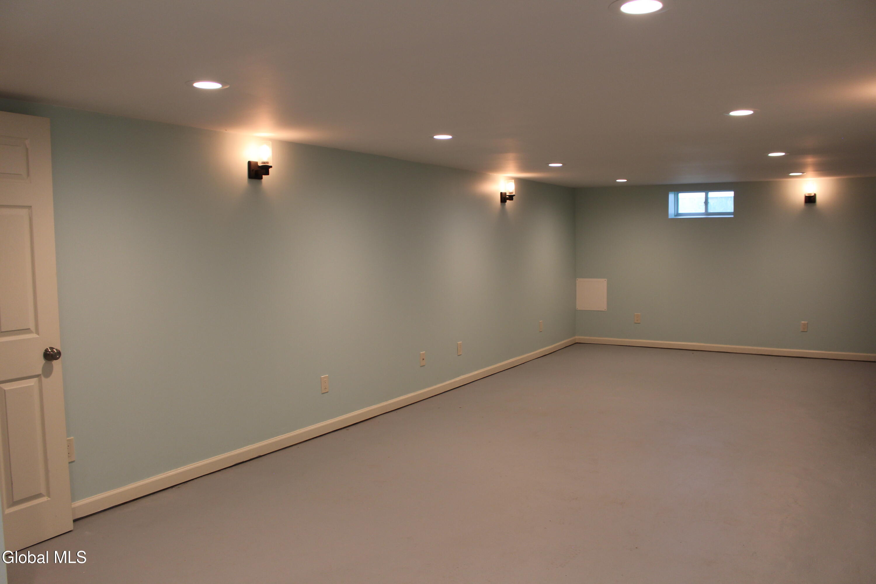 17 Warren St Street Albany NY 12203