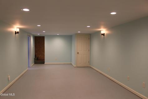17 Warren St Street Albany NY 12203