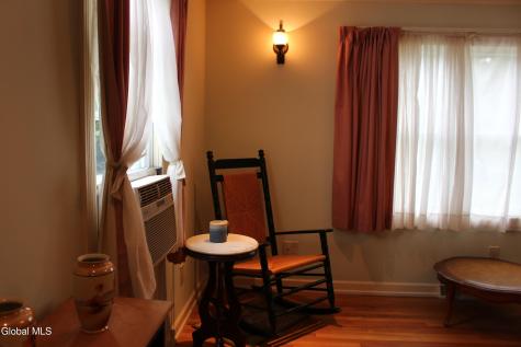 17 Warren St Street Albany NY 12203