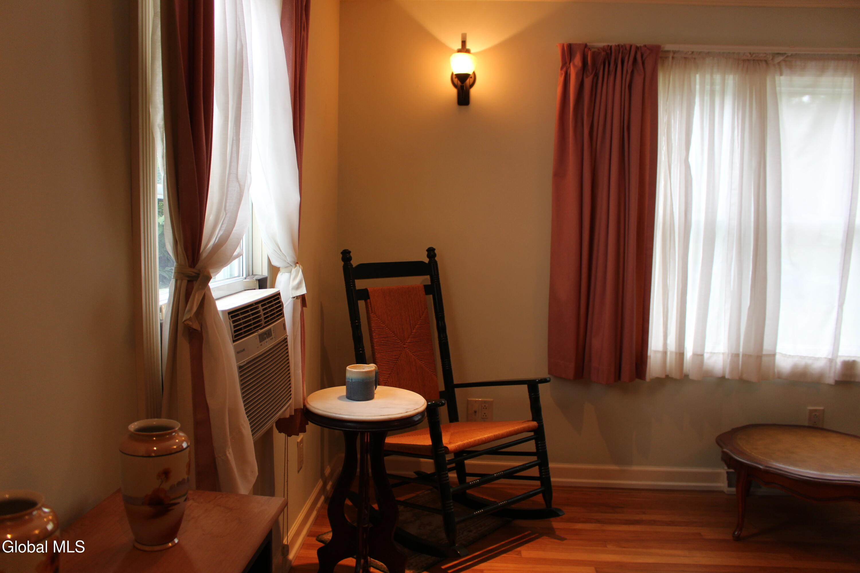 17 Warren St Street Albany NY 12203