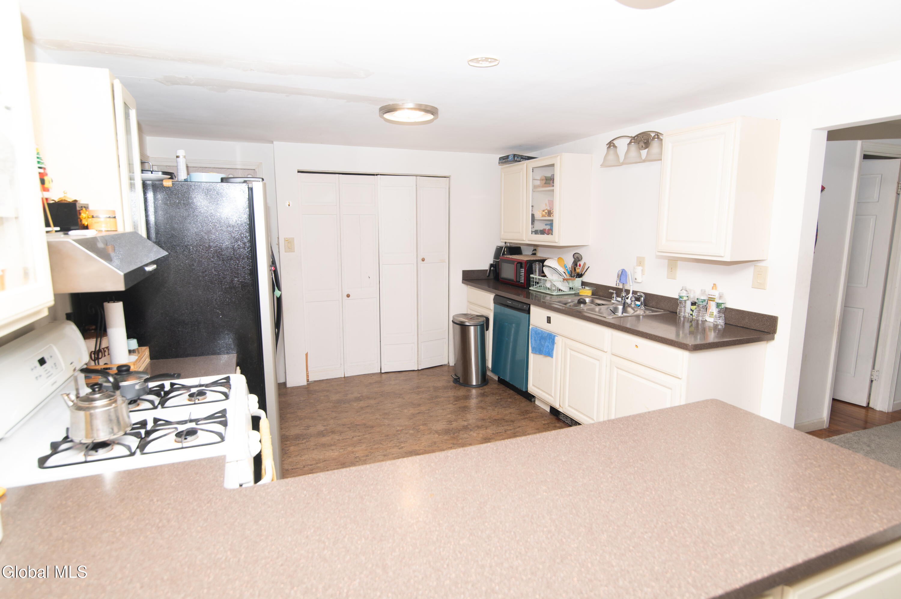 6 Tennessee Avenue Albany NY 12205