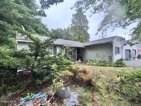 55 Merrit Road Moreau NY 12803