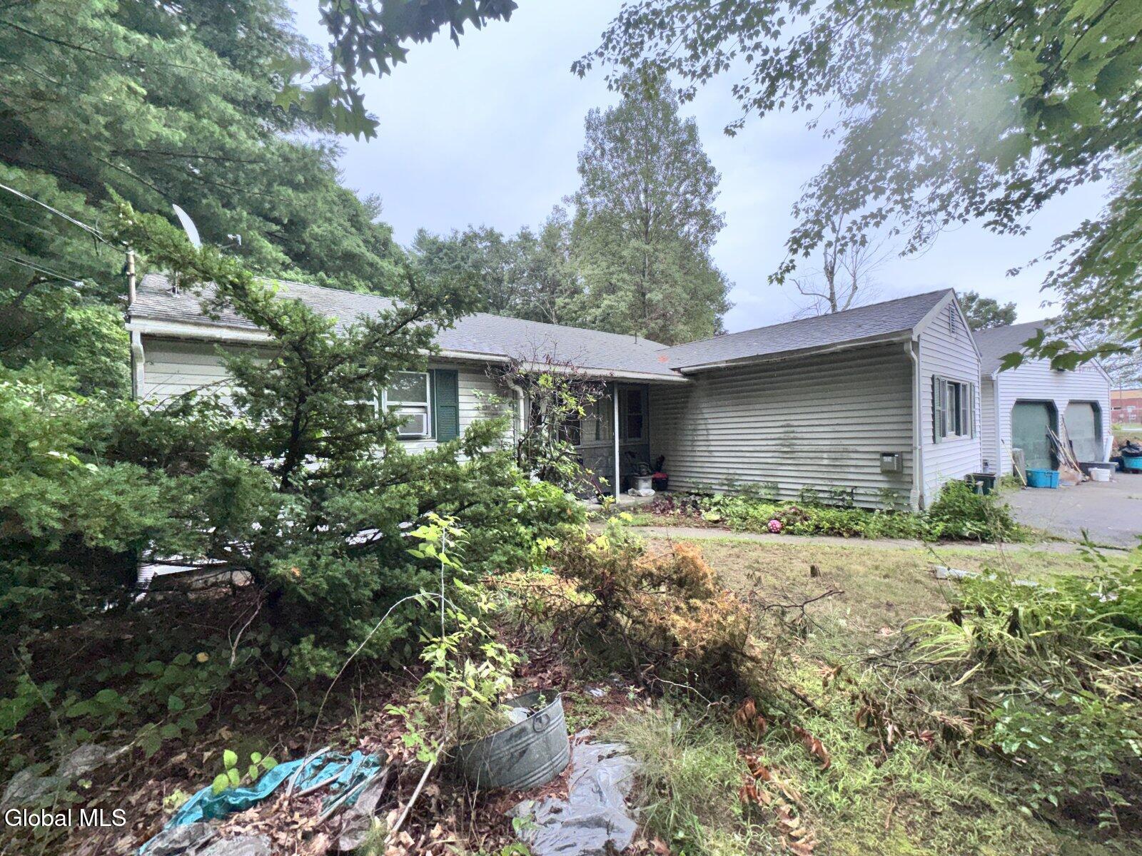 55 Merrit Road Moreau NY 12803