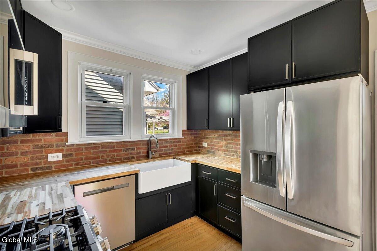 142 Bruce Street Scotia NY 12302