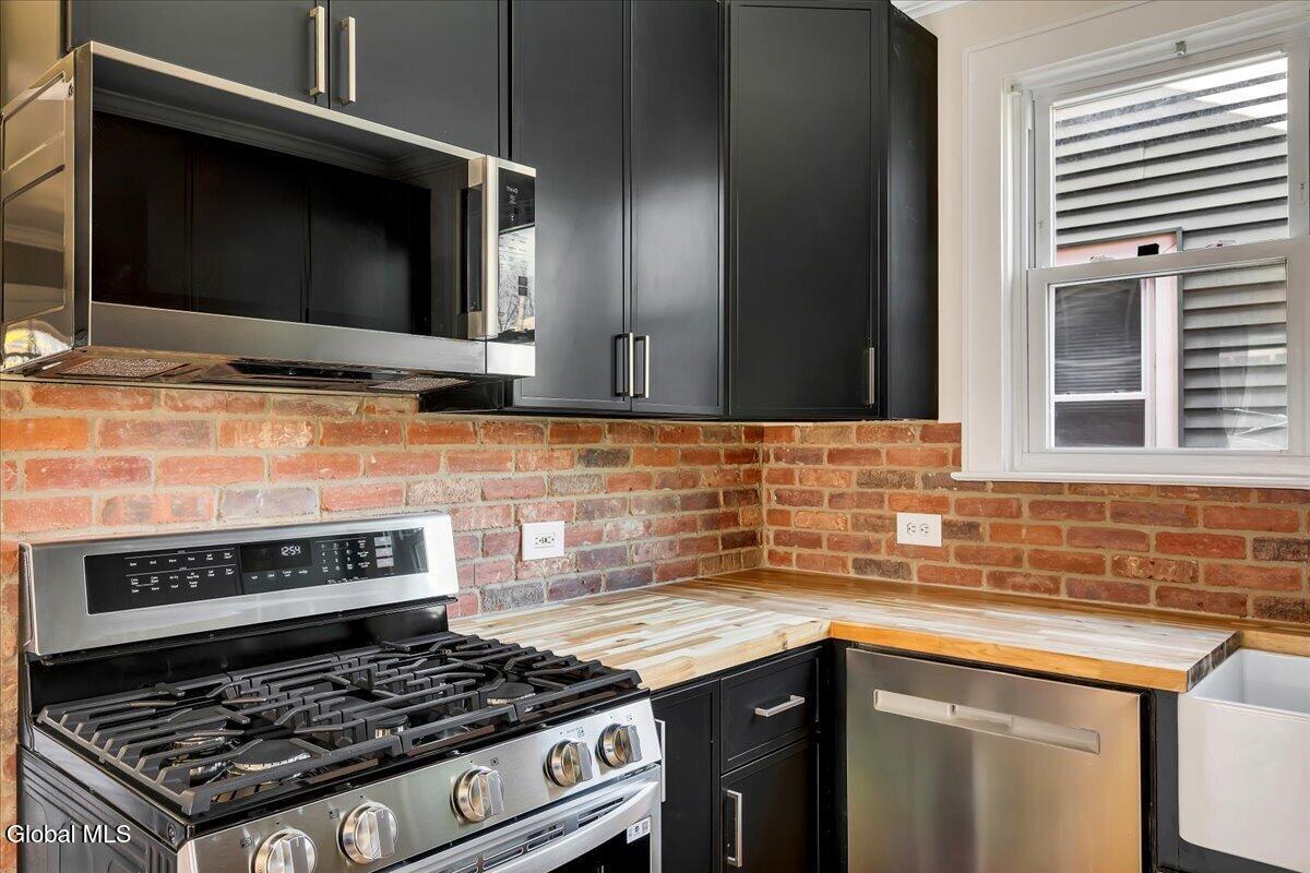142 Bruce Street Scotia NY 12302