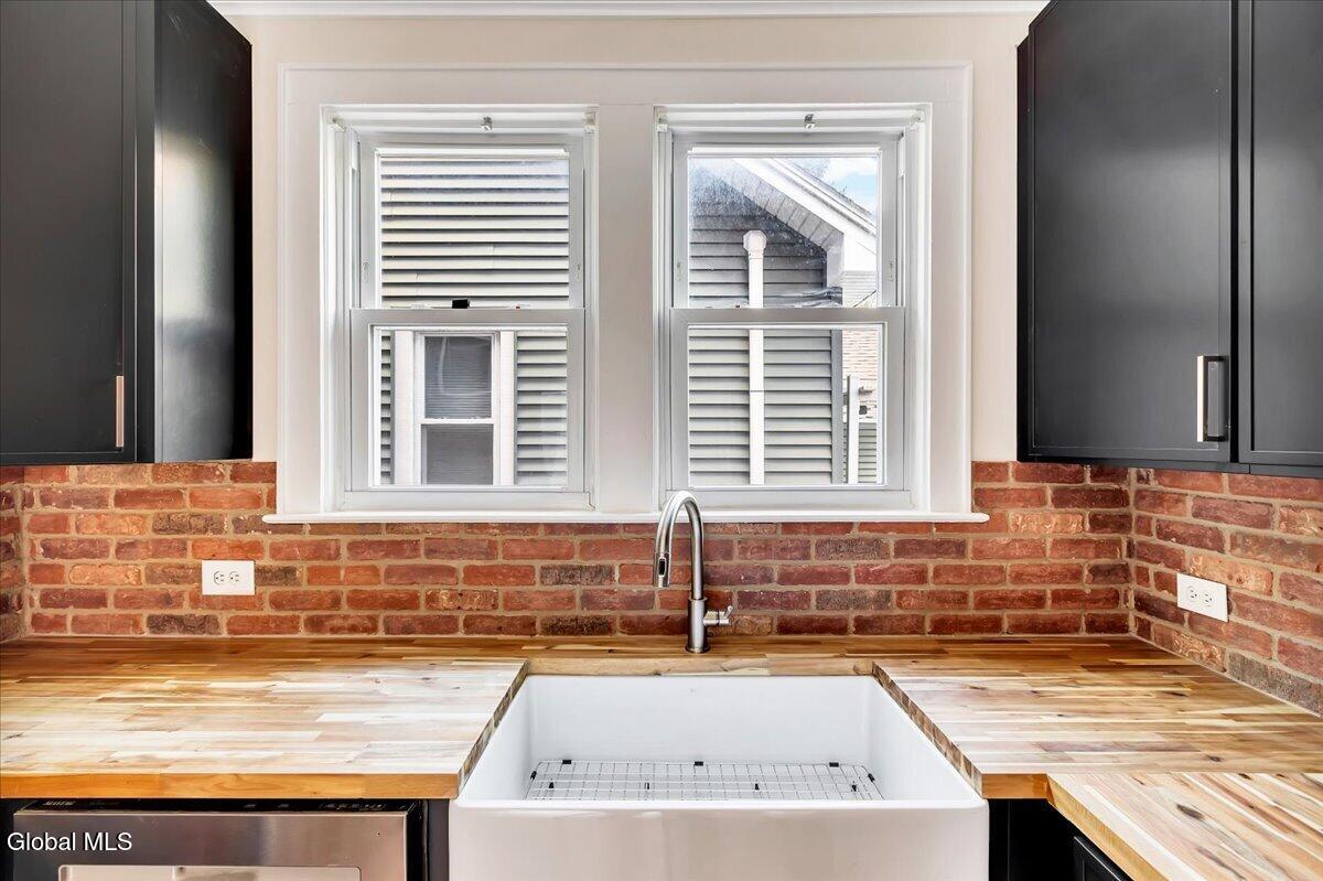 142 Bruce Street Scotia NY 12302