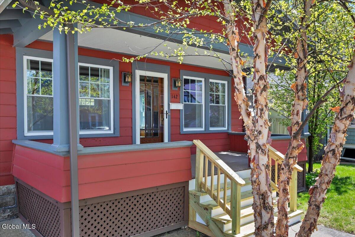 142 Bruce Street Scotia NY 12302