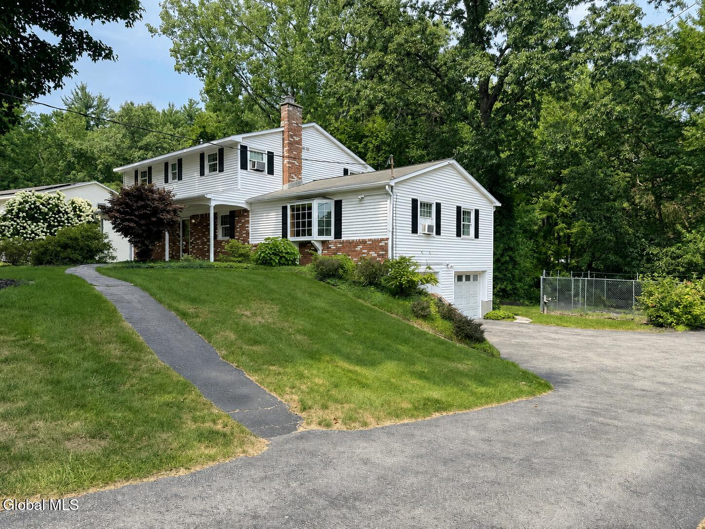 25 N Hill Drive Ballston Lake NY 12019