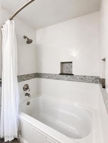 25 N Hill Drive Ballston Lake NY 12019