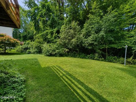 25 N Hill Drive Ballston Lake NY 12019