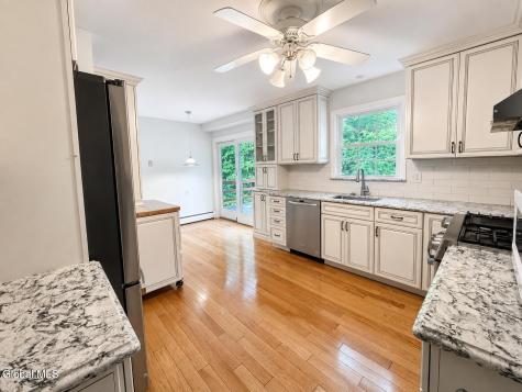 25 N Hill Drive Ballston Lake NY 12019