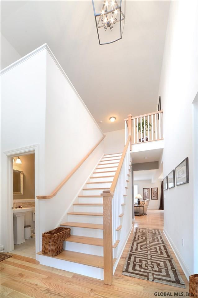 69 Lakepointe Way Saratoga Springs NY 12866