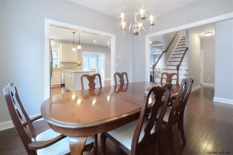 69 Lakepointe Way Saratoga Springs NY 12866