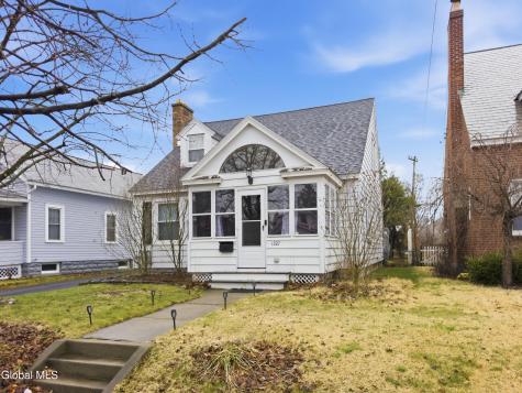 1327 Baker Avenue Schenectady NY 12309