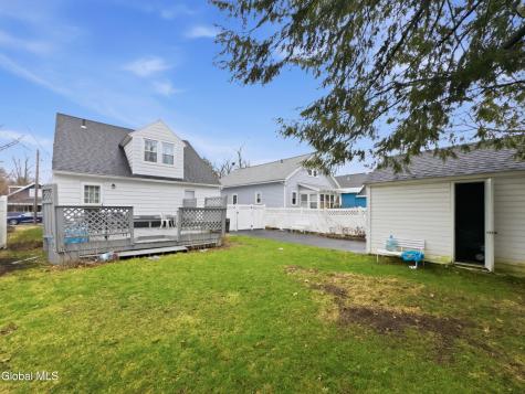1327 Baker Avenue Schenectady NY 12309