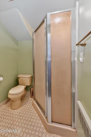 887 Morgan Avenue Niskayuna NY 12309