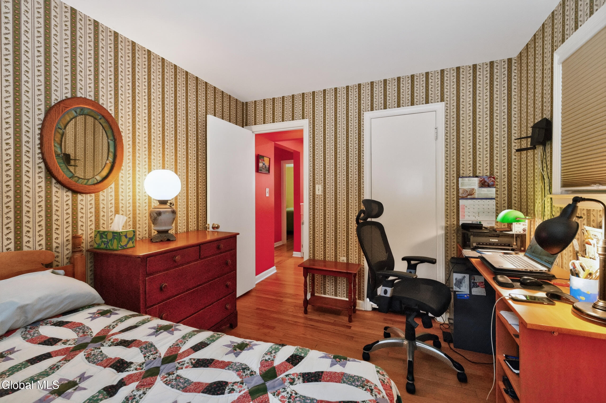 887 Morgan Avenue Niskayuna NY 12309