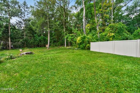 887 Morgan Avenue Niskayuna NY 12309