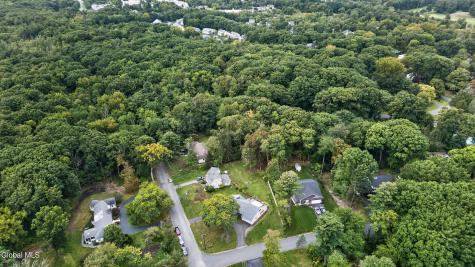 887 Morgan Avenue Niskayuna NY 12309