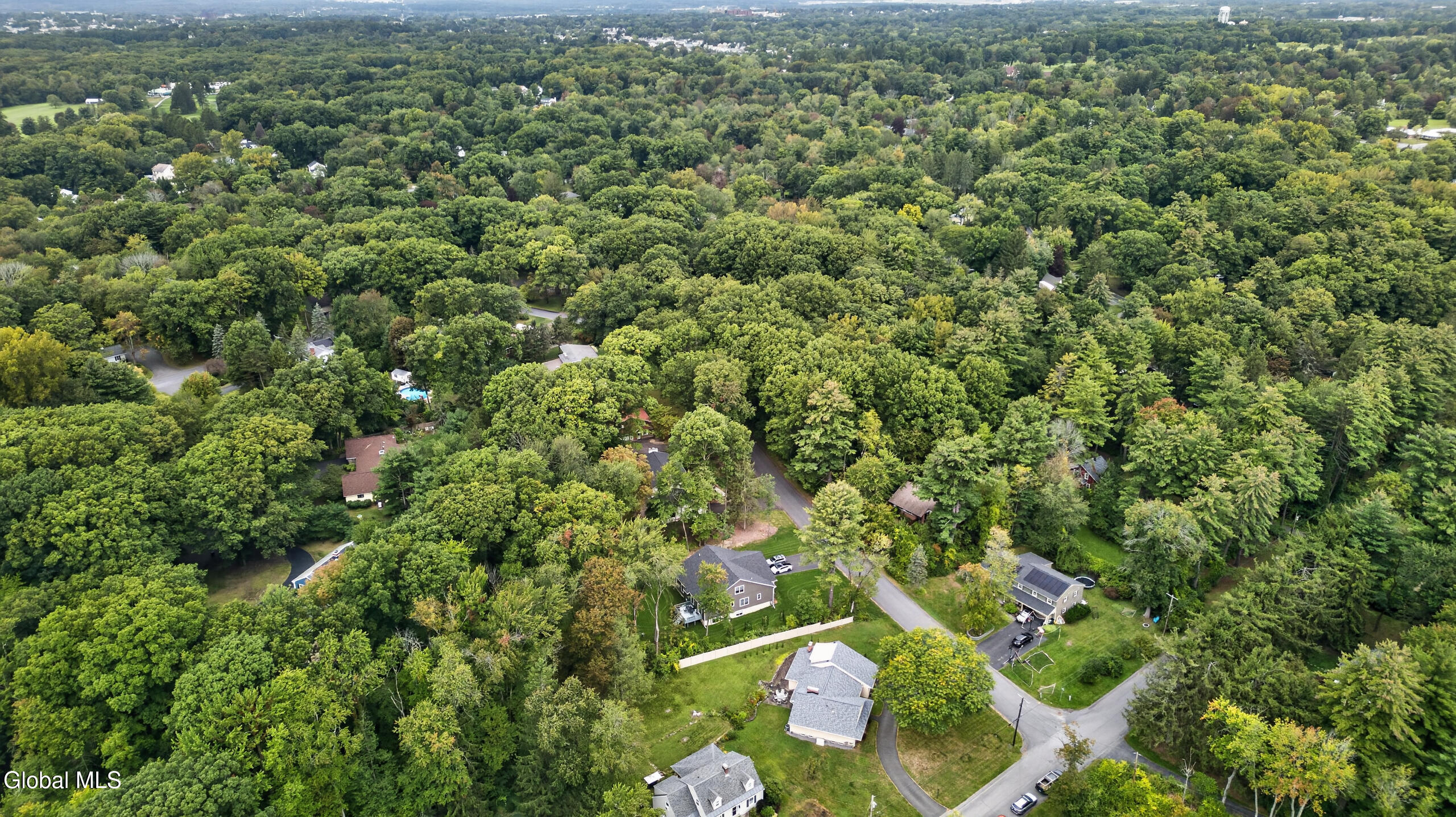 887 Morgan Avenue Niskayuna NY 12309