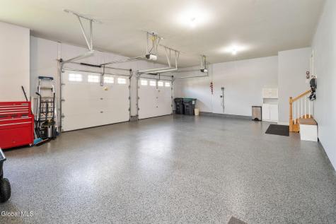 37 Gladstone Circle Mechanicville NY 12118