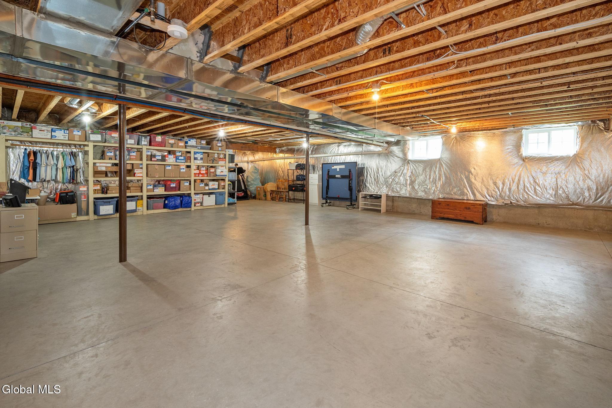 37 Gladstone Circle Mechanicville NY 12118