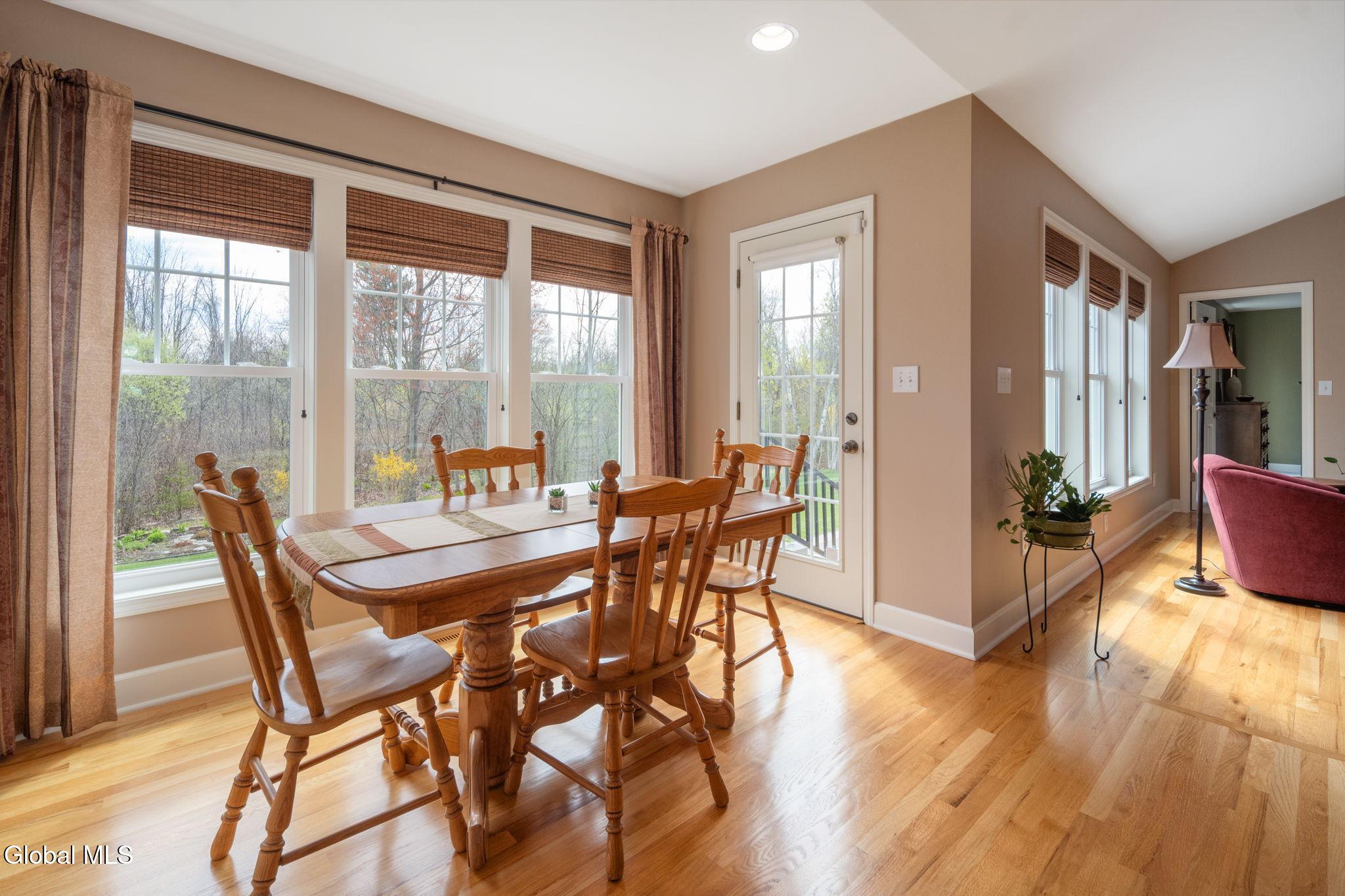 37 Gladstone Circle Mechanicville NY 12118