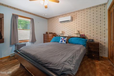 153 Penny Lane Cobleskill NY 12043