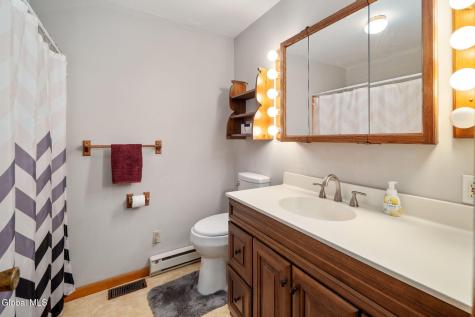 153 Penny Lane Cobleskill NY 12043