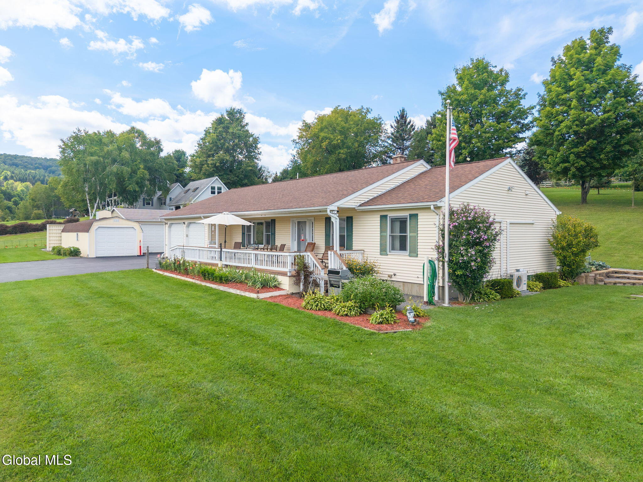 153 Penny Lane Cobleskill NY 12043