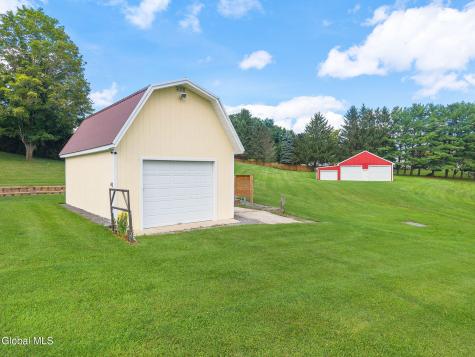 153 Penny Lane Cobleskill NY 12043