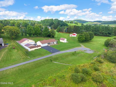 153 Penny Lane Cobleskill NY 12043