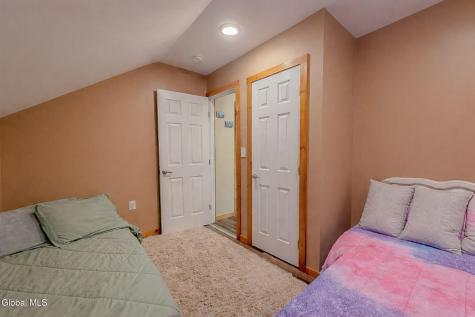 28 Hollister Street Coxsackie NY 12051