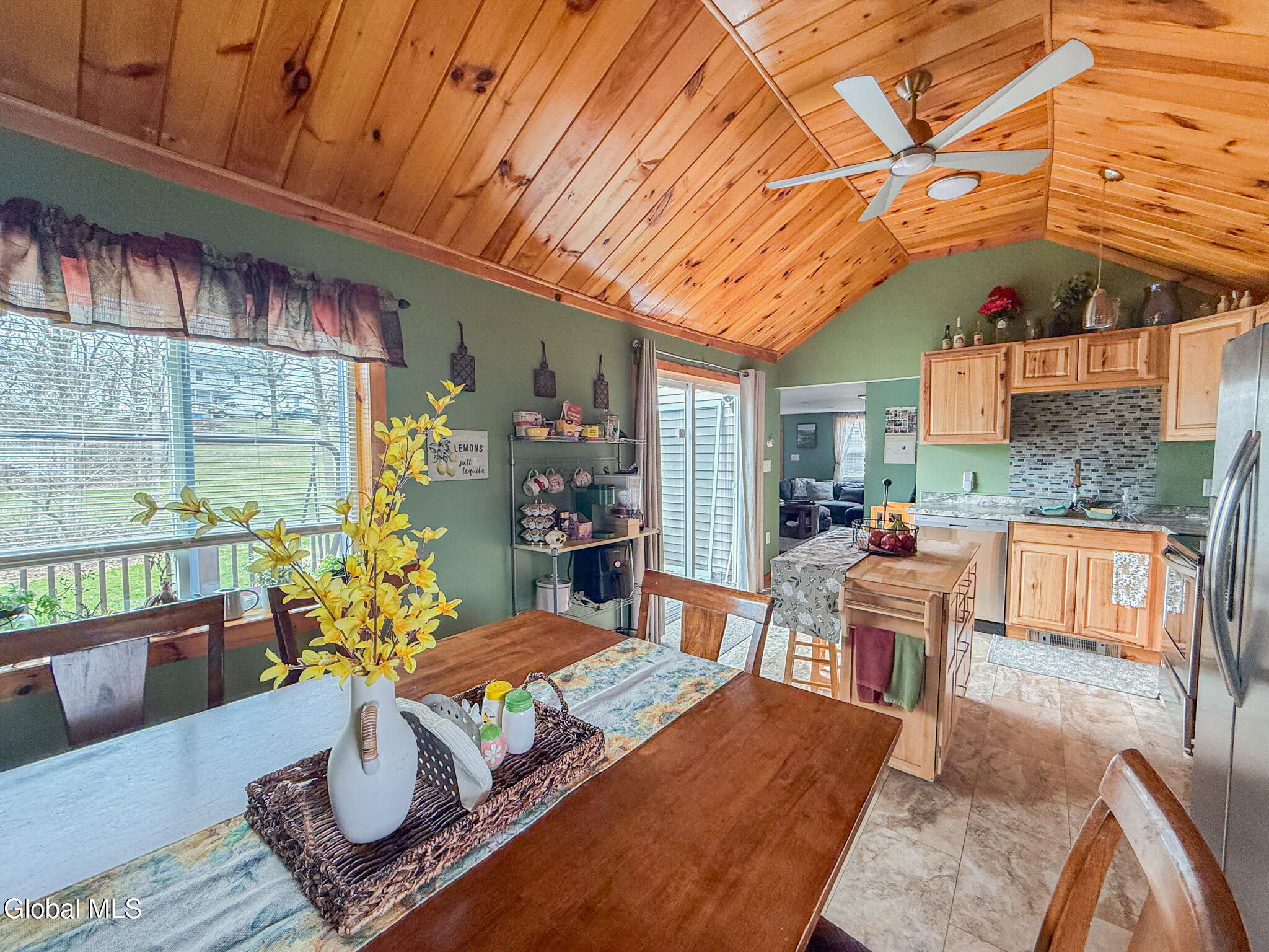 28 Hollister Street Coxsackie NY 12051