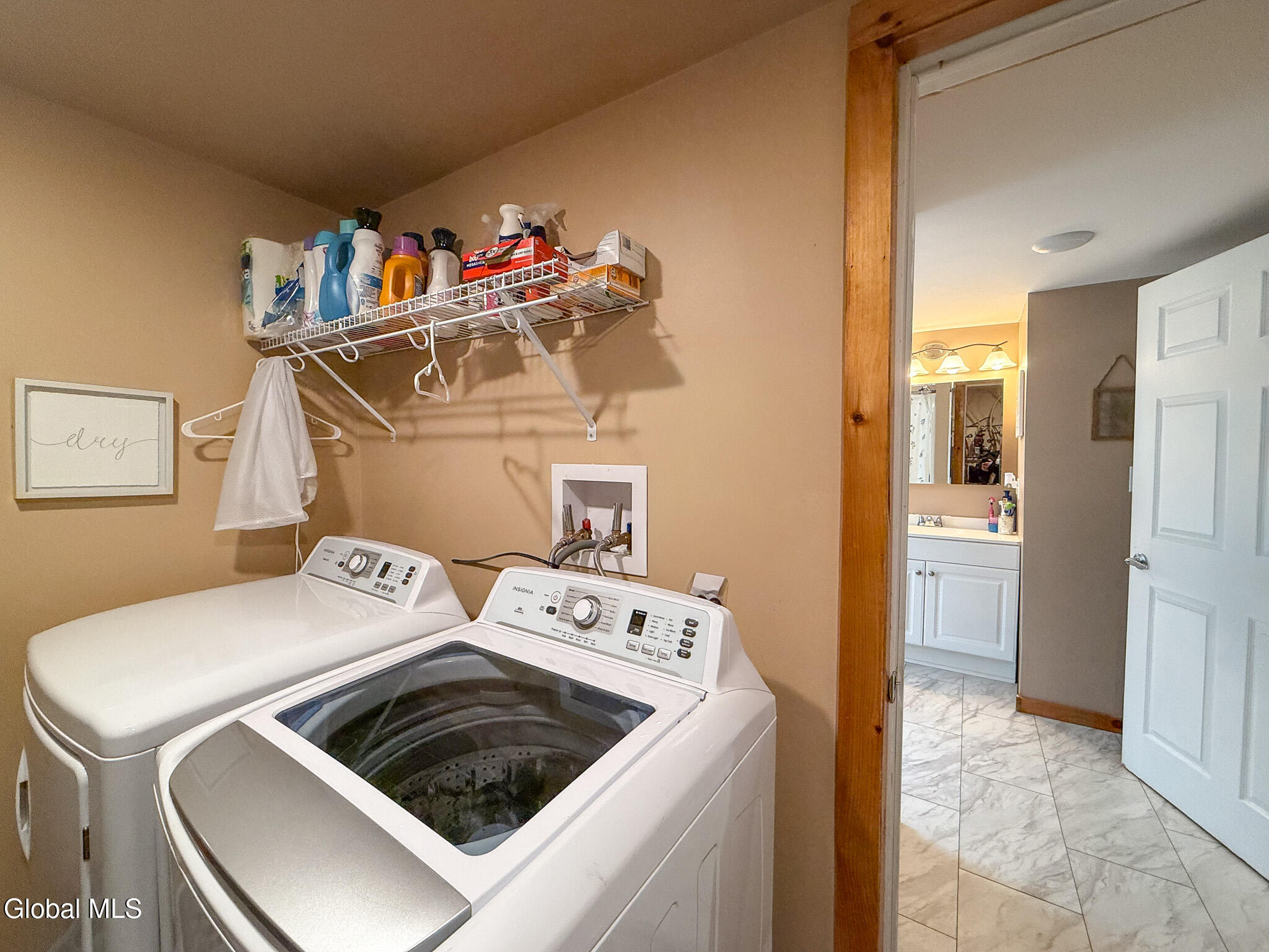 28 Hollister Street Coxsackie NY 12051