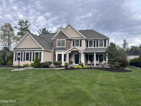 224 Brittany Place Niskayuna NY 12309