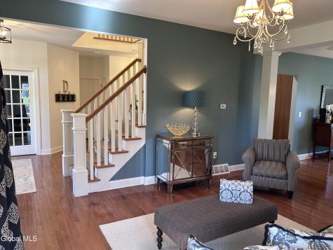 224 Brittany Place Niskayuna NY 12309