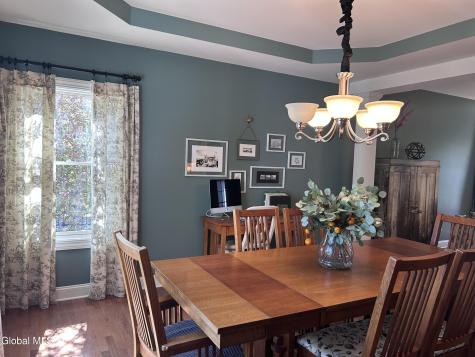 224 Brittany Place Niskayuna NY 12309