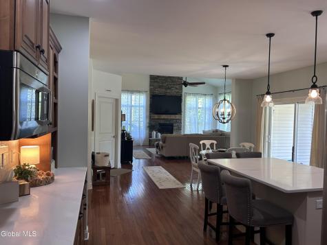 224 Brittany Place Niskayuna NY 12309