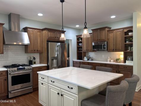 224 Brittany Place Niskayuna NY 12309