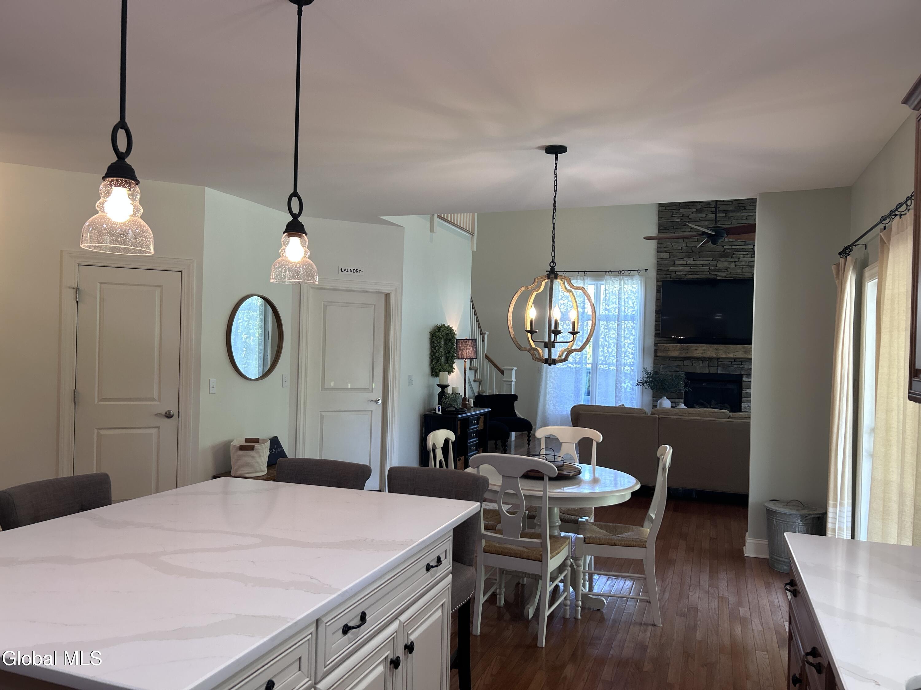 224 Brittany Place Niskayuna NY 12309