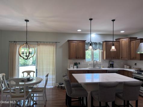 224 Brittany Place Niskayuna NY 12309