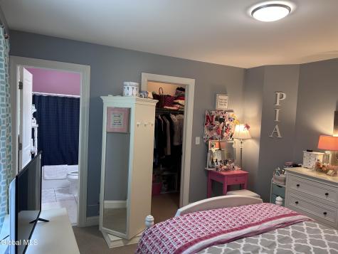 224 Brittany Place Niskayuna NY 12309