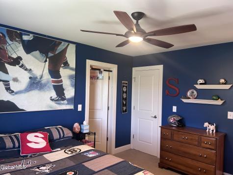 224 Brittany Place Niskayuna NY 12309