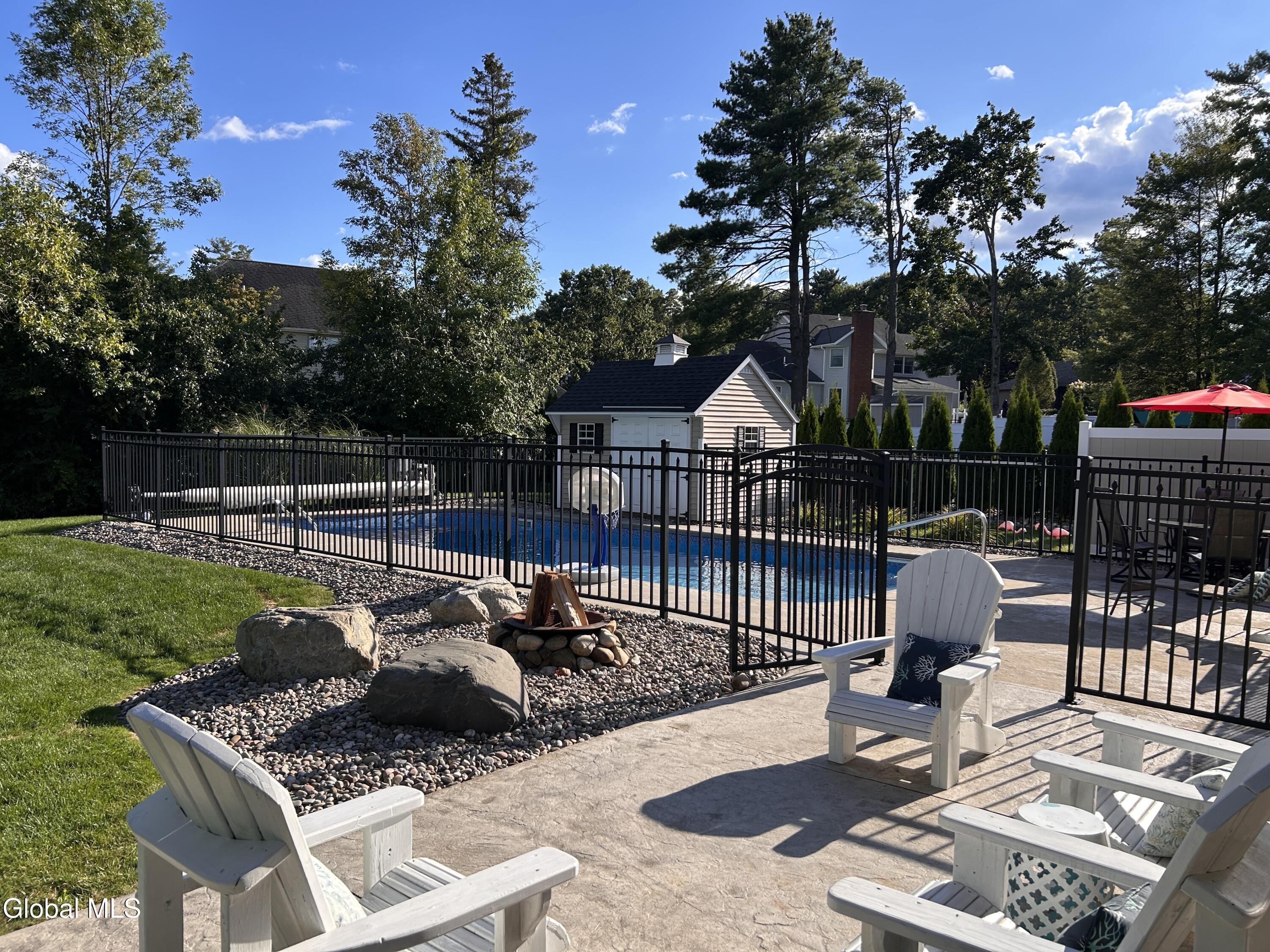 224 Brittany Place Niskayuna NY 12309